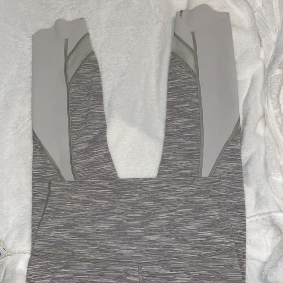 Lululemon Wunder Unders Luon Scallop 23” - Picture 7 of 7